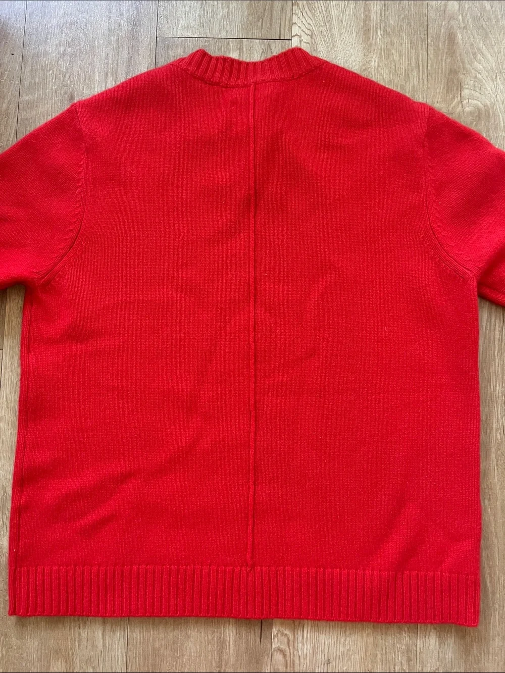 NWOT red Not Monday 100% cashmere sweater